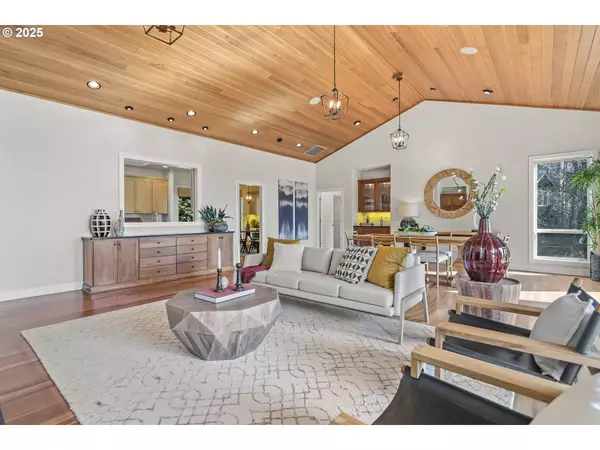 810 NW BRADY RD, Camas, WA 98607