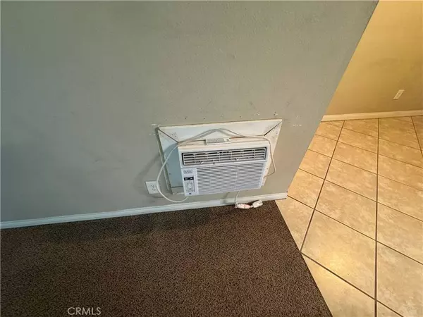 1345 Cabrillo Park DR #L16, Santa Ana, CA 92701