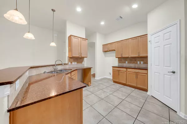 9647 Cafe Ter, San Antonio, TX 78251