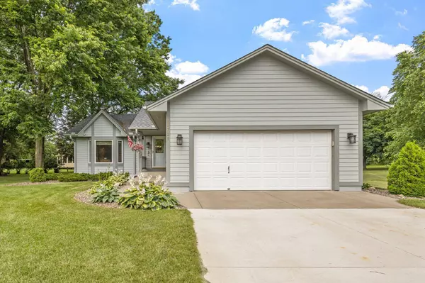 13721 Norwood LN N, Dayton, MN 55327