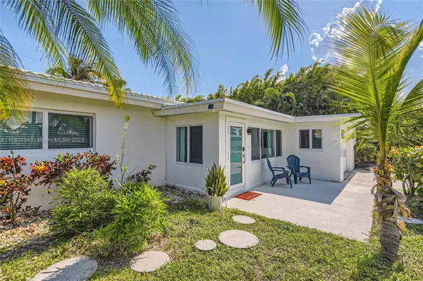 262 Bombay Ave, Lauderdale By The Sea, FL 33308