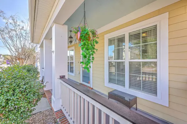 303 Crossandra Ave, Summerville, SC 29483