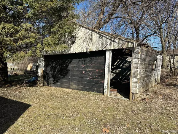 3618 BRANCH Road, Flint, MI 48506