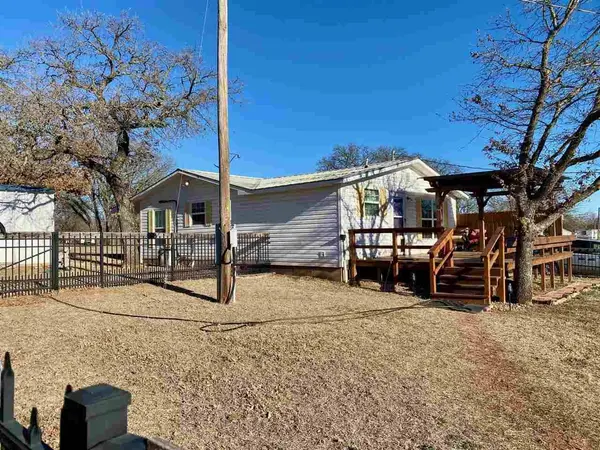 7919 Blue Gill, Marlow, OK 73055