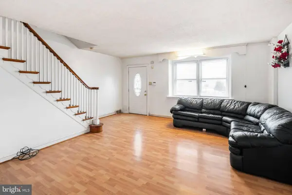 6102 TABOR AVE, Philadelphia, PA 19111