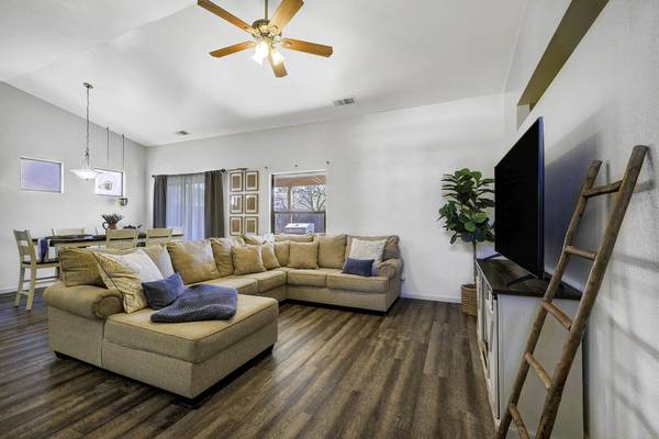 1875 Modoc Avenue, Tulare, CA 93274