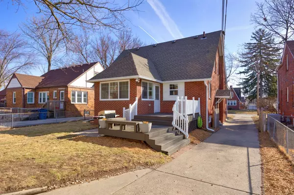 2808 42nd Street, Des Moines, IA 50310