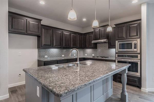 2420 Red Draw Road, Fort Worth, TX 76177