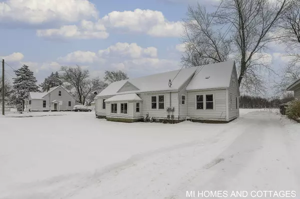 6438 Adams Street, Zeeland, MI 49464