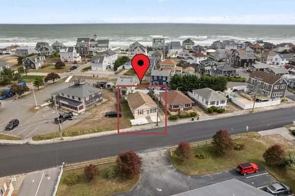 876 Ocean St, Marshfield, MA 02051