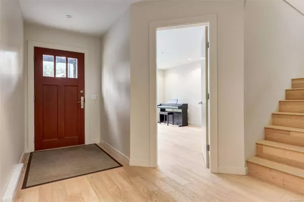 106 Apex Ridge Pl, Nanaimo, BC V9T 0G8