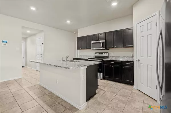 1109 Rosa Parks DR, Killeen, TX 76543