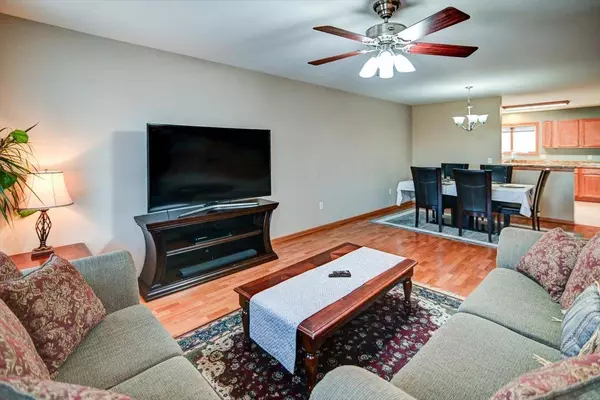 1493 Don Simon Drive, Sun Prairie, WI 53590