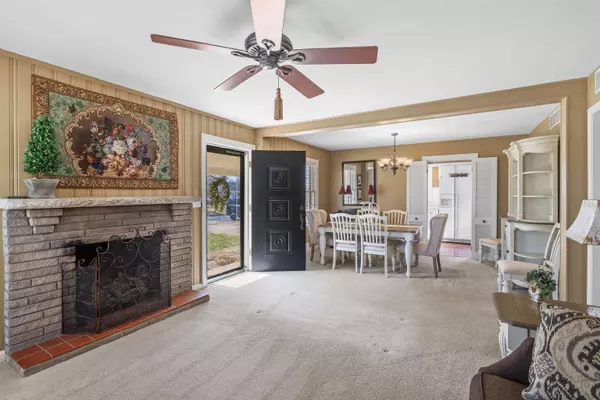 257 Cardinal Lane, Owensboro, KY 42303-0265