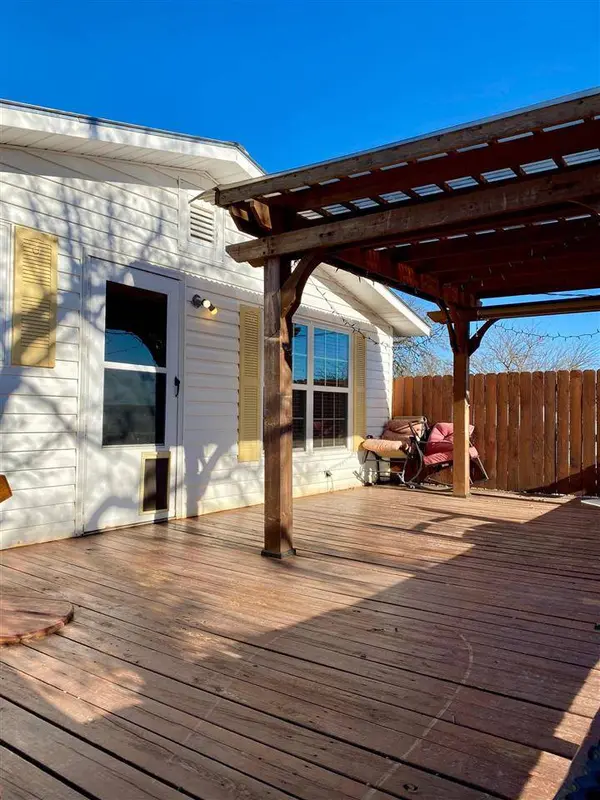 7919 Blue Gill, Marlow, OK 73055