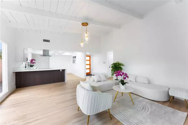 1940 W Tedmar AVE, Anaheim, CA 92804