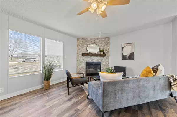 145 Cochise Drive, Ferris, TX 75125