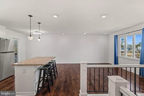 309 W COLLINGS DR, Williamstown, NJ 08094