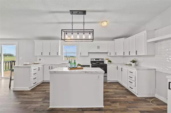 145 Cochise Drive, Ferris, TX 75125