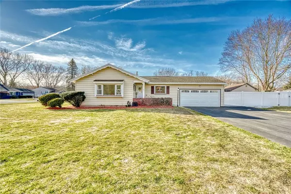 104 Mariposa DR, Rochester, NY 14624
