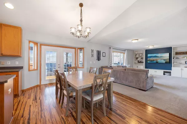 2578 Schumacher CT, Mayer, MN 55360