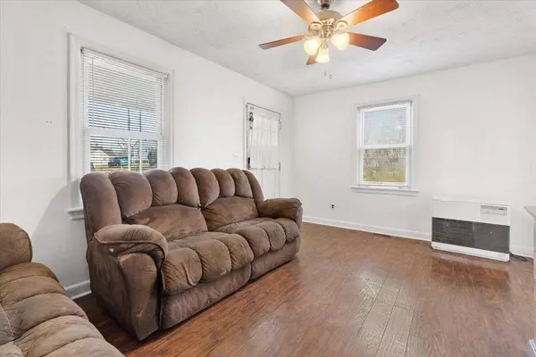 308 GALWAY AVE, Dublin, VA 24084