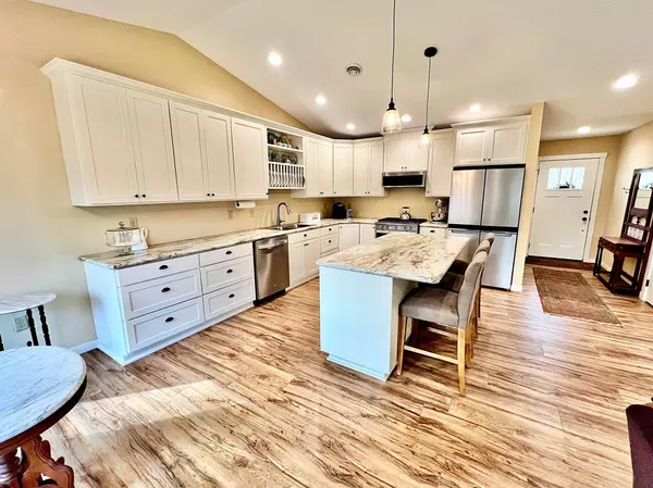 704 Blackrock RD, Aitkin, MN 56431