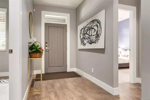 738 West Ridge Way, Qualicum Beach, BC V9K 0A9