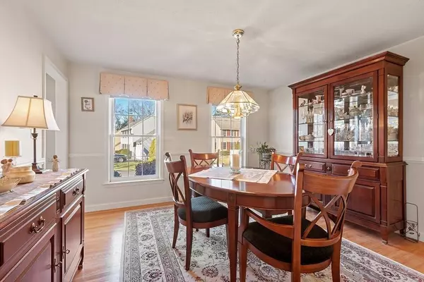 92 Stonegate Rd #92, Chelmsford, MA 01824