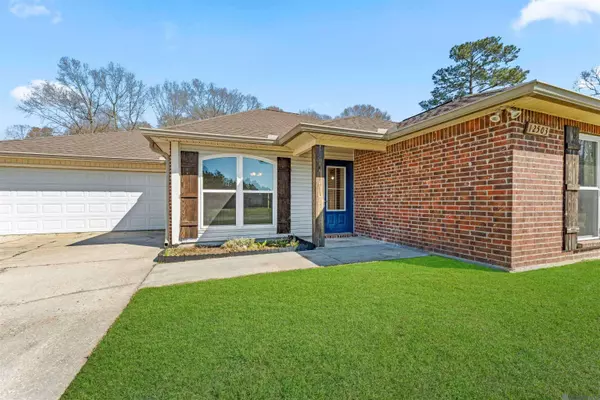 12503 Havenwood Dr, Denham Springs, LA 70726
