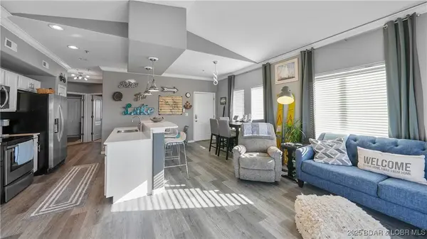 85 Monarch Cove LN #6E, Lake Ozark, MO 65049