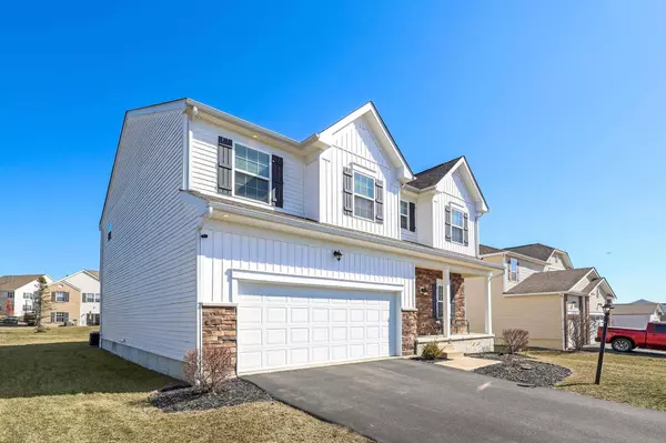 1001 Legacy Lane, Pataskala, OH 43062