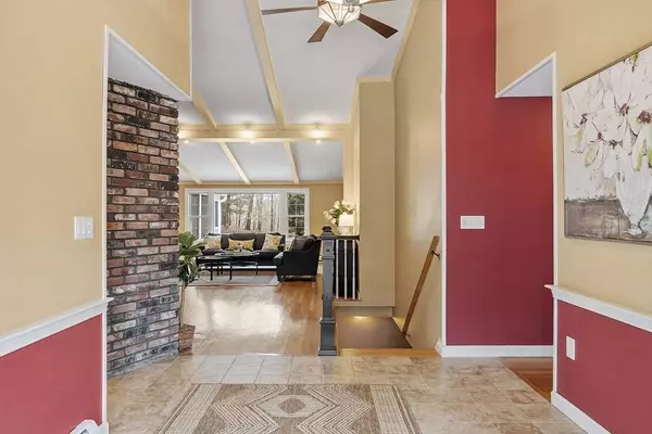 52 Gray Rd, Andover, MA 01810