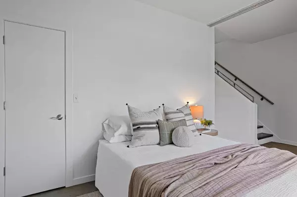 3522 4th AVE, Sacramento, CA 95817