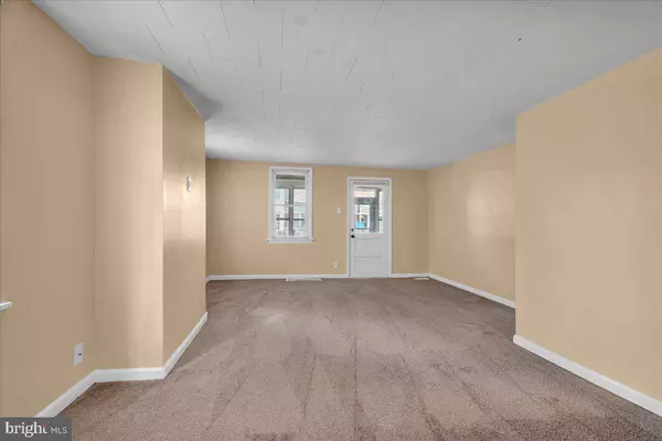 139 S MAIN ST, Medford, NJ 08055