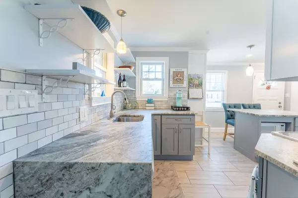 76 Turnbull Road, Manchester, CT 06042