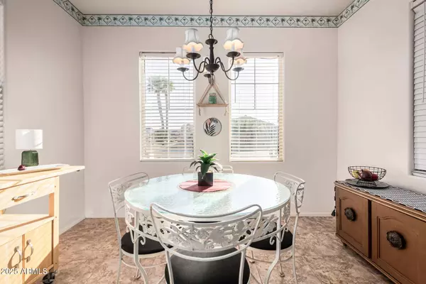 19975 N CRESCENT Way, Surprise, AZ 85374