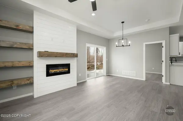 15831 W Donald DR, Big Lake, AK 99652