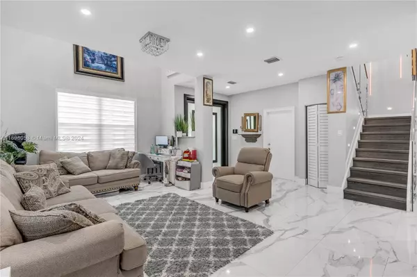 17635 SW 135th Ave, Miami, FL 33177