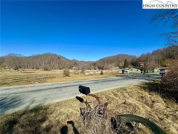 151 Church Hollow RD, Boone, NC 28607