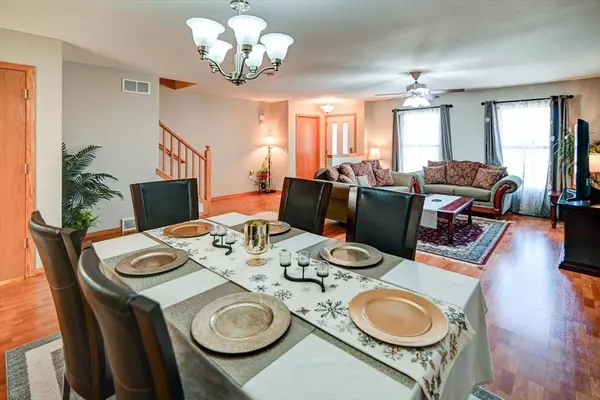 1493 Don Simon Drive, Sun Prairie, WI 53590