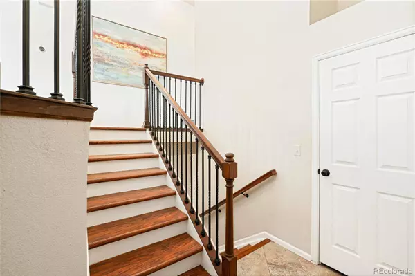 9905 Foxhill CIR, Highlands Ranch, CO 80129