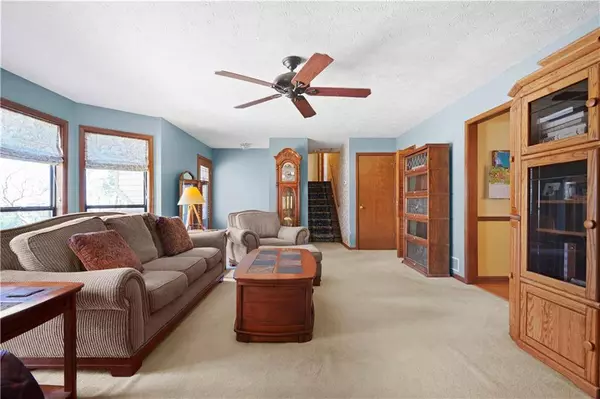 425 Ridgemont DR, Lawrenceville, GA 30046