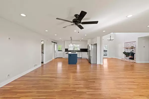 5692 Rock Patch RD, Loganville, GA 30052