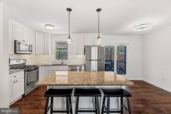 309 W COLLINGS DR, Williamstown, NJ 08094