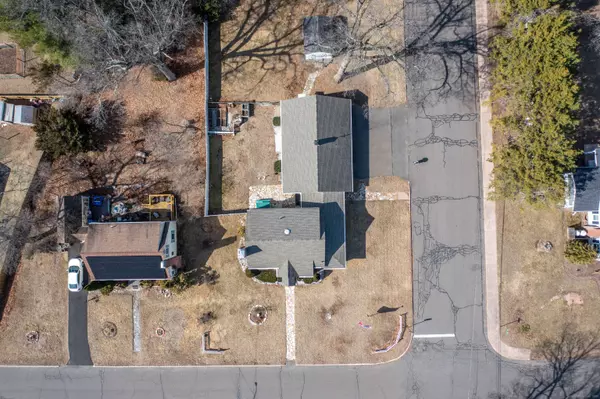 76 Turnbull Road, Manchester, CT 06042