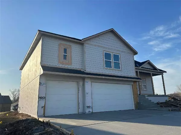 2343 NE Skopelos AVE, Blue Springs, MO 64014