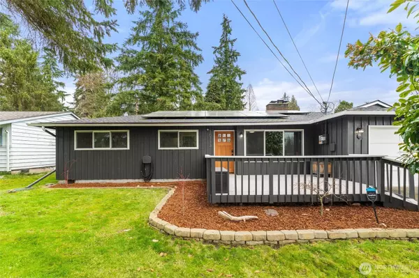 15713 King PL, Lynnwood, WA 98087