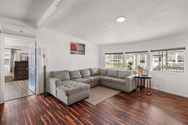 3555 Pacific HWY #141, Medford, OR 97501