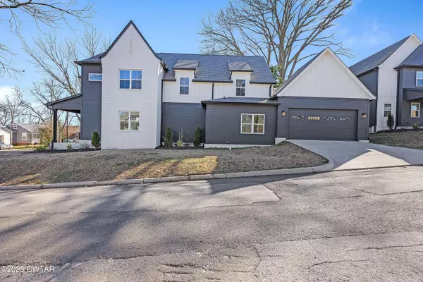 219 Clay ST, Jackson, TN 38301